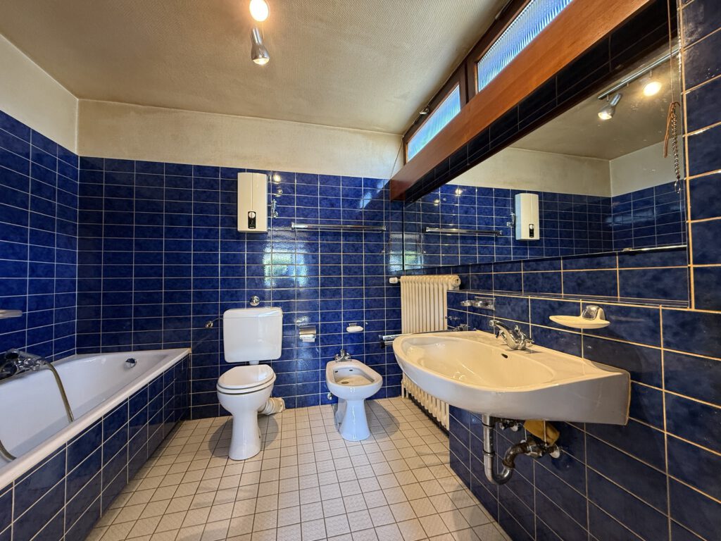 Badezimmer Hauptschlafzimmer