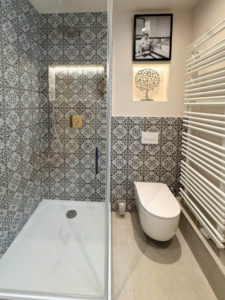 Serviced Apartment 3. und 4. OG, Badezimmer