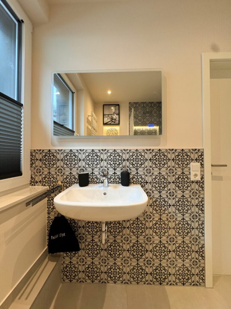 Serviced Apartment 3. und 4. OG, Badezimmer
